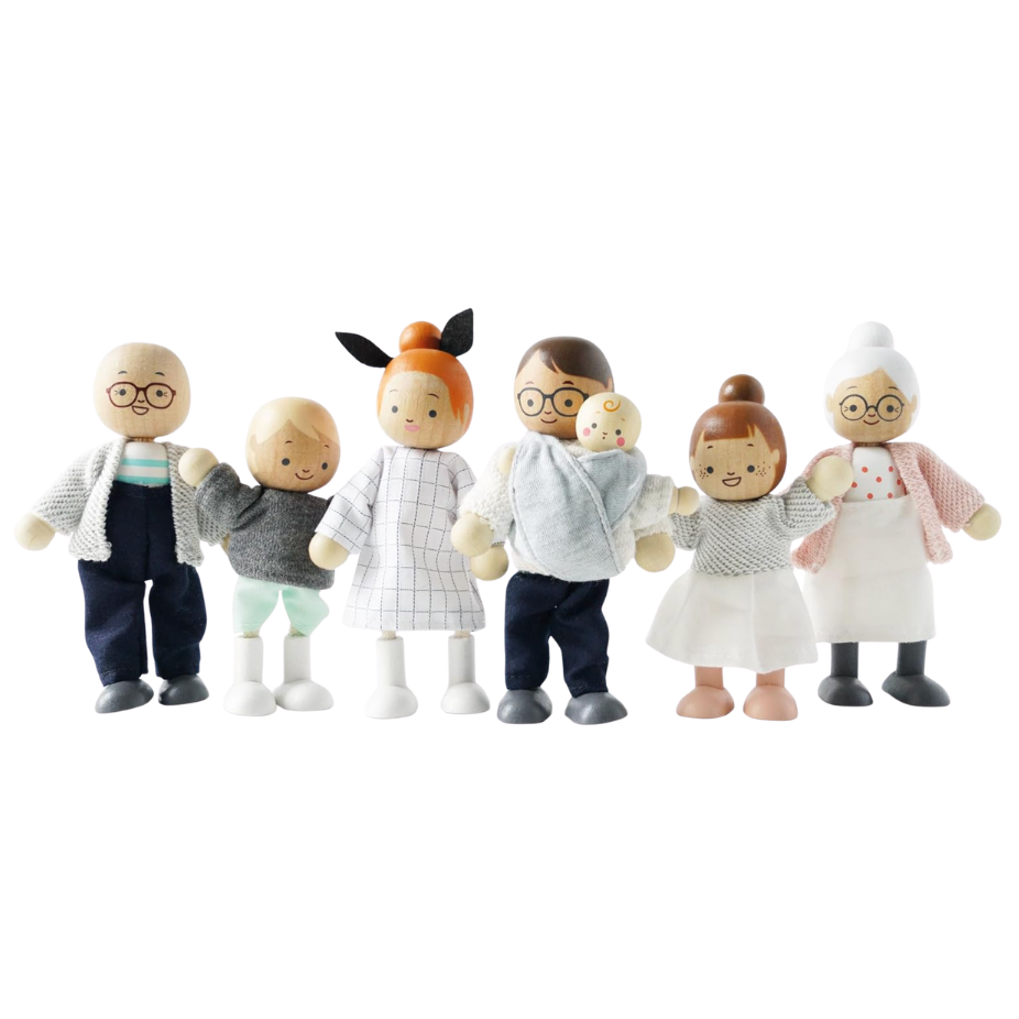 Wooden Dolls House Family by Le Toy Van