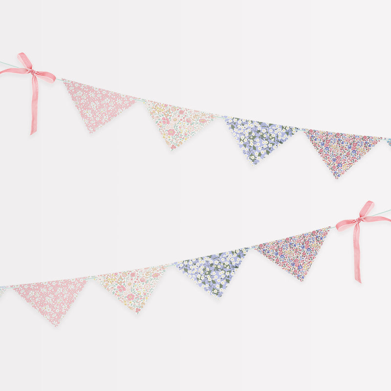 Alternate view of Meri Meri x Liberty Scallop Edge Garland, velvet